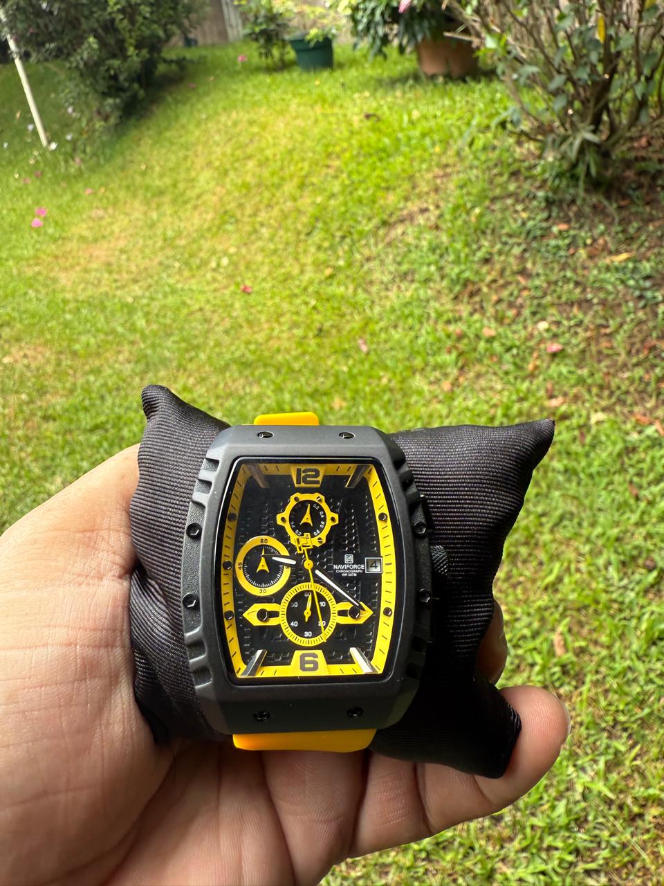 NaviForce 8025